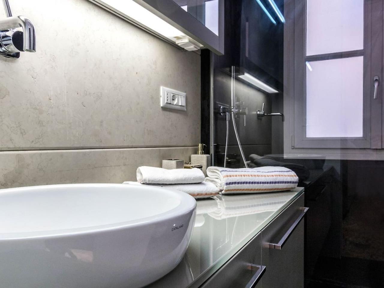 Appartamento Joivy Superb 1bed In Brera